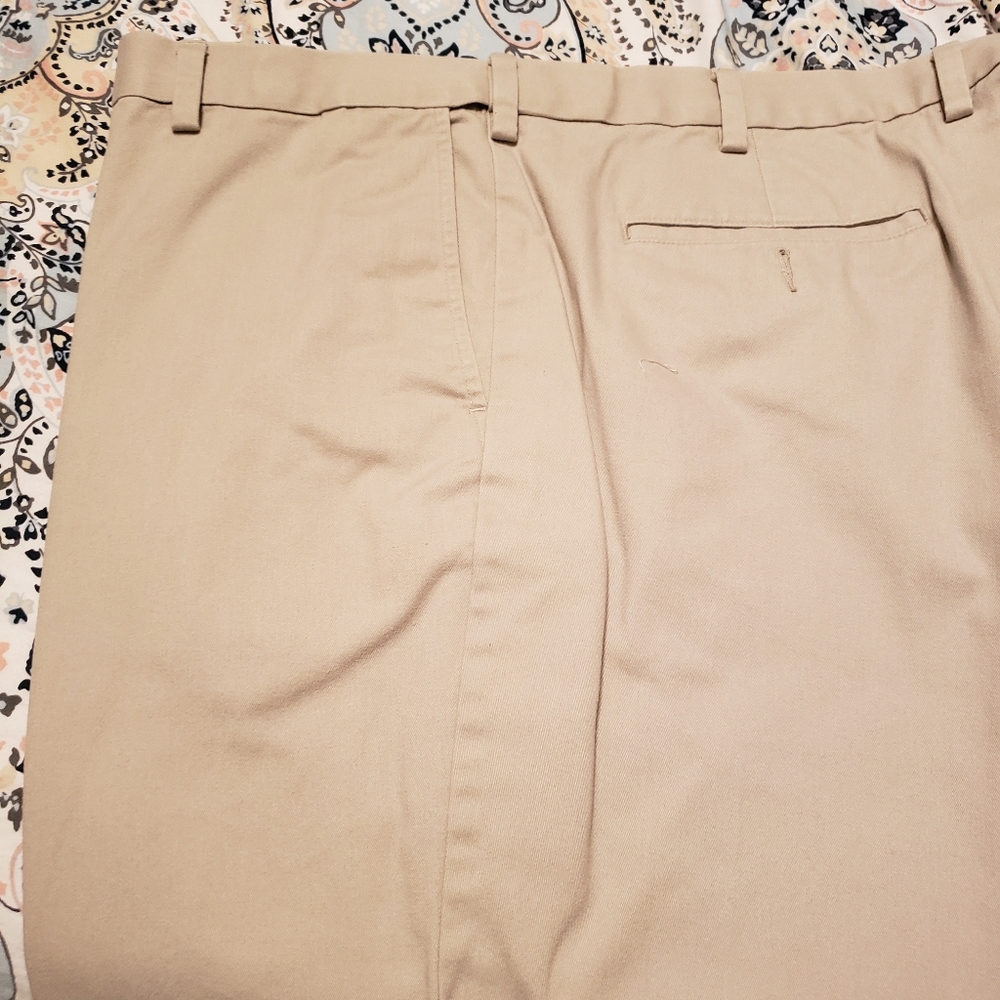 Dockers Khakis